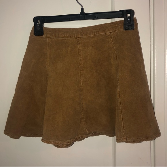 Brandy Melville Skirt - Picture 2 of 2